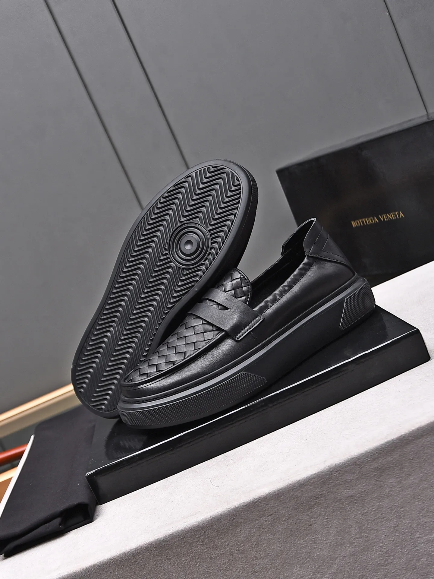 Men's Men's Shoes💰520 [One-step-up] BOTTEG* VENET* - high-end boutique Size: 38-44 (45 customized) BV new product, first-layer cowhide artificially woven classic style and contemporary fashion temperament harmoniously blend, rubber sole is light and flexible, water-dyed cowhide lining! [Taobao, Tmall, and live streaming are the first choices]